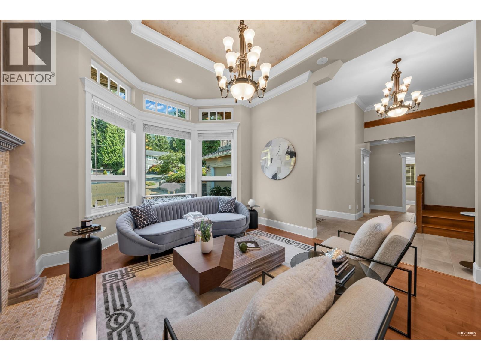 843 Canyon Boulevard, North Vancouver, British Columbia  V7R 2J7 - Photo 7 - R3044617