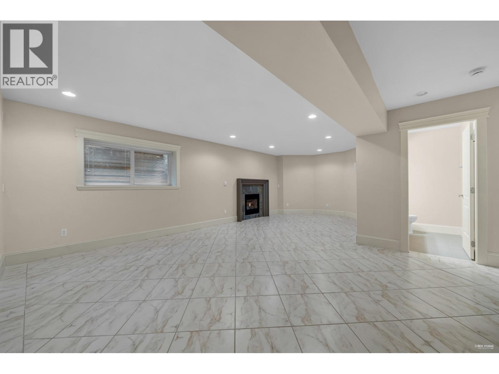 843 Canyon Boulevard, North Vancouver, British Columbia  V7R 2J7 - Photo 32 - R3044617