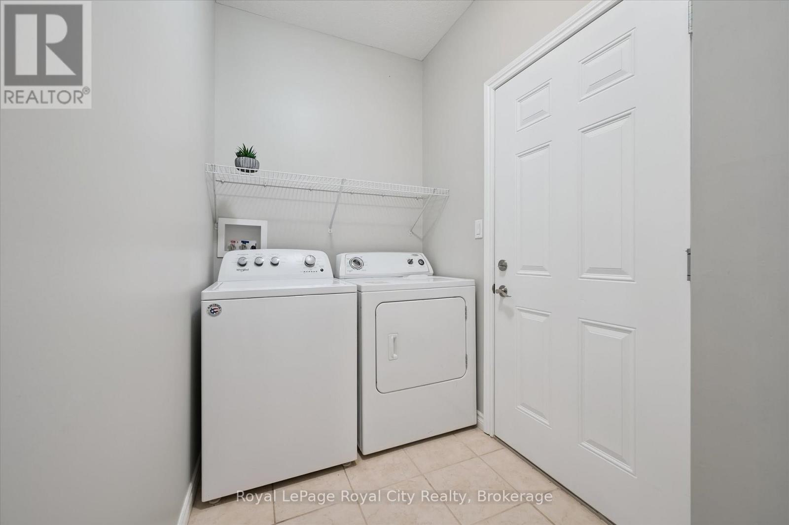 470 Elora Street, Centre Wellington (Fergus), Ontario  N1M 1Y8 - Photo 18 - X12388768
