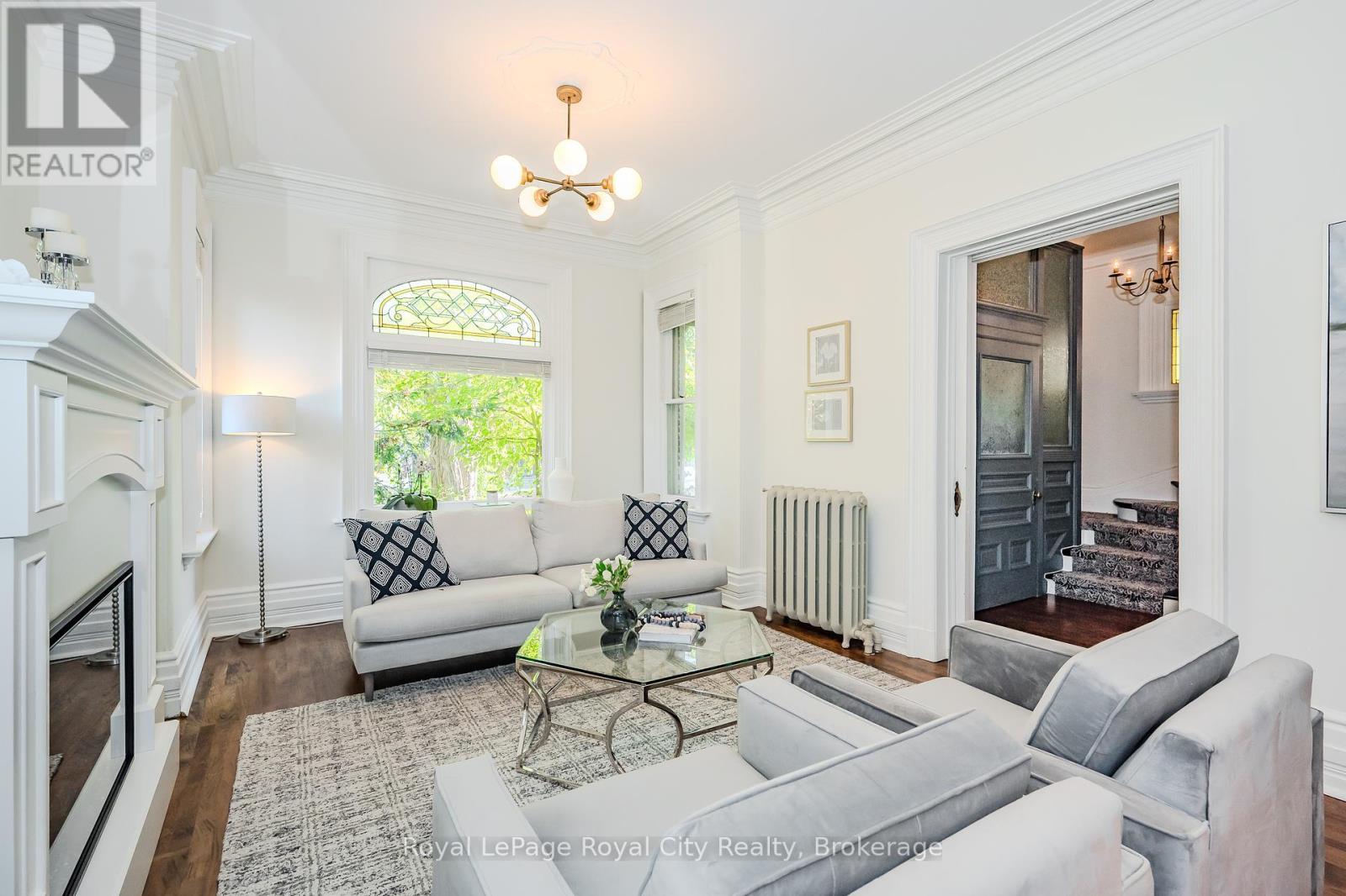 138 Dublin Street N, Guelph, Ontario  N1H 4N7 - Photo 8 - X12388791