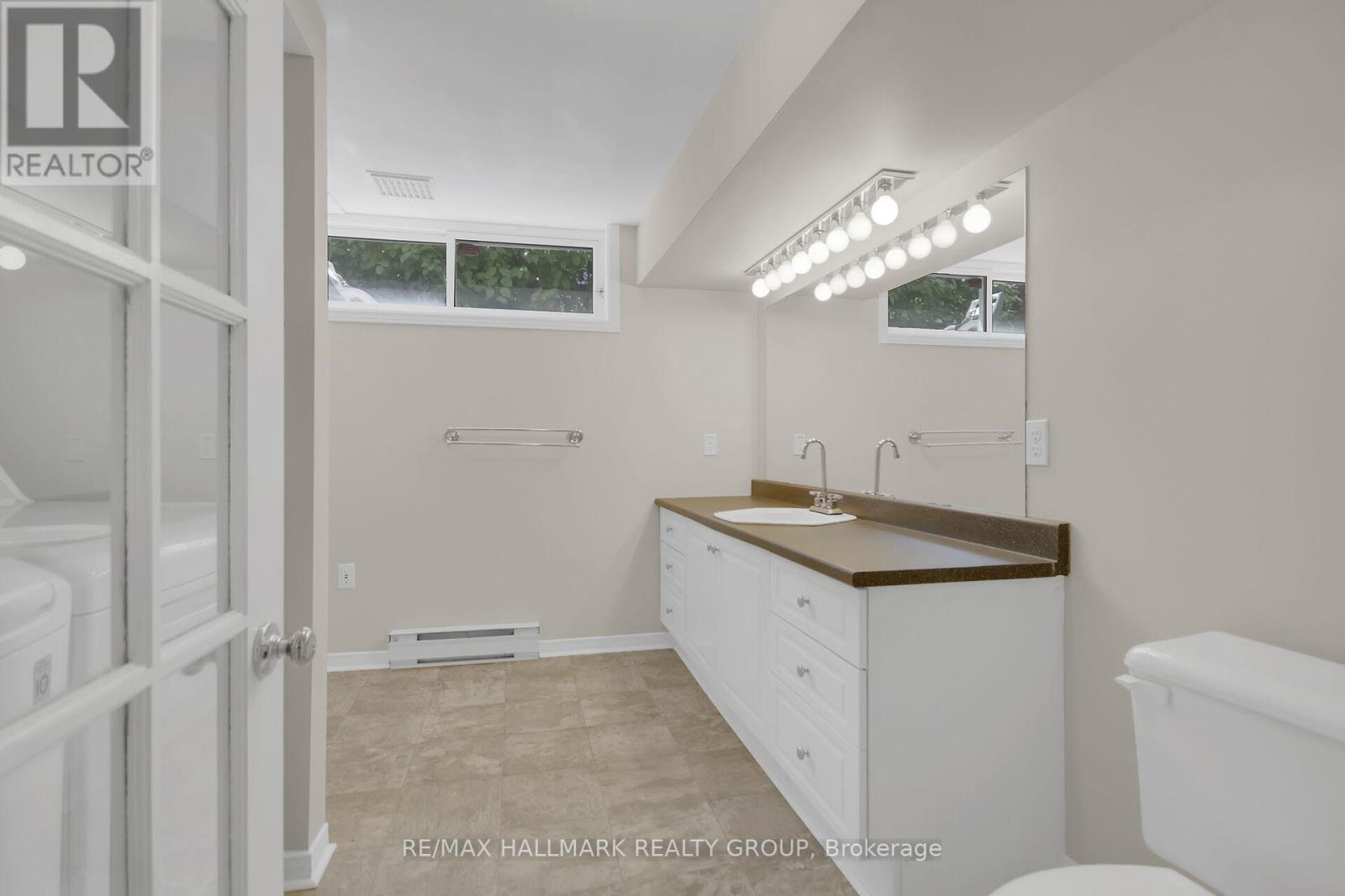 51 Charkay Street, Ottawa, Ontario  K2E 5N5 - Photo 39 - X12388776