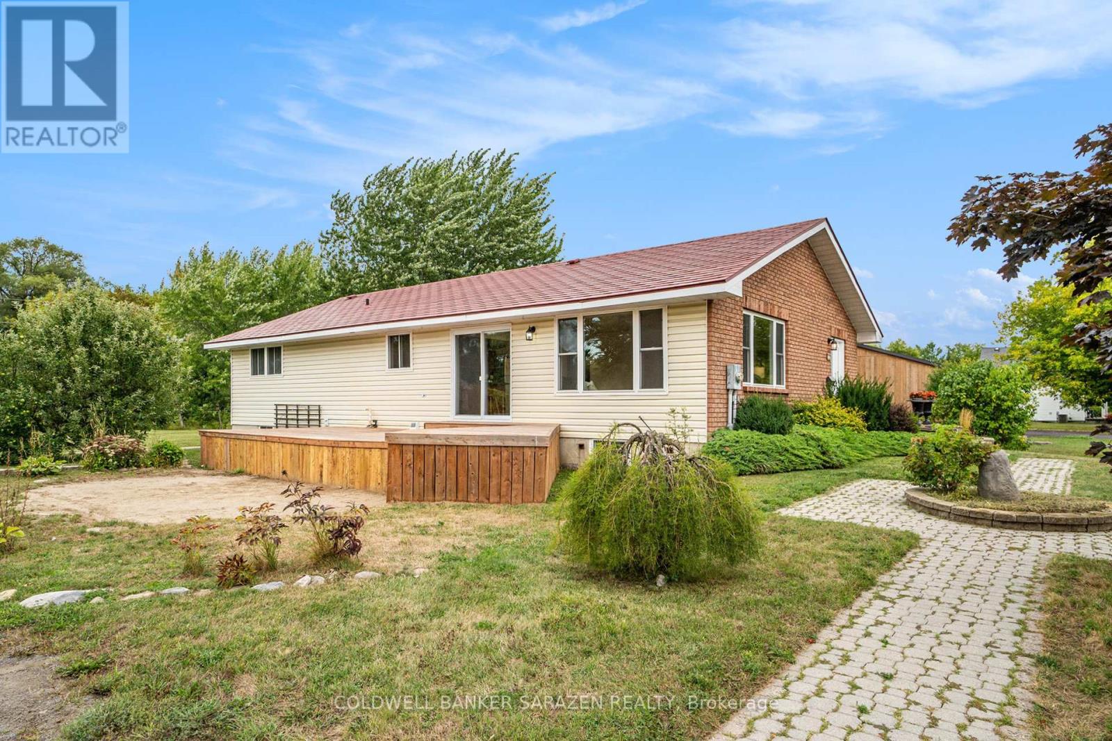 20 Moore Street, Mcnab/braeside, Ontario  K7S 1G4 - Photo 2 - X12388903