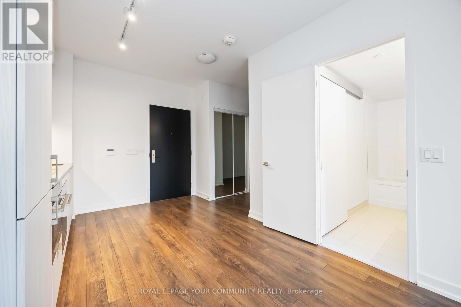 320 - 158 Front Street E, Toronto, Ontario  M5A 0K9 - Photo 12 - C12383321