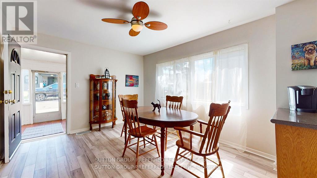 46 Owaissa Street, St. Thomas, Ontario  N5P 1T2 - Photo 16 - X12388733