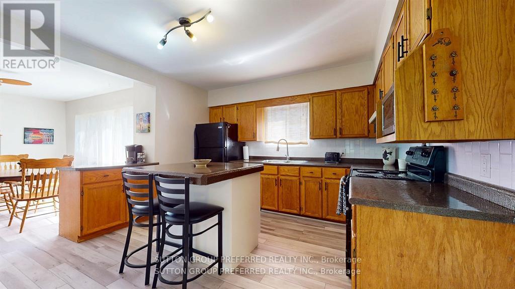 46 Owaissa Street, St. Thomas, Ontario  N5P 1T2 - Photo 27 - X12388733