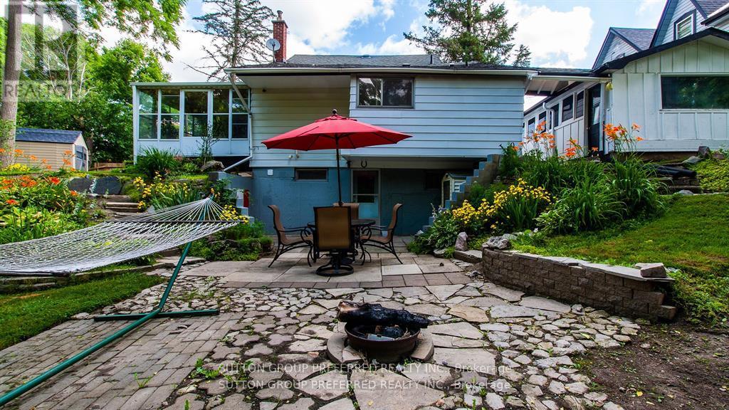 46 Owaissa Street, St. Thomas, Ontario  N5P 1T2 - Photo 3 - X12388733