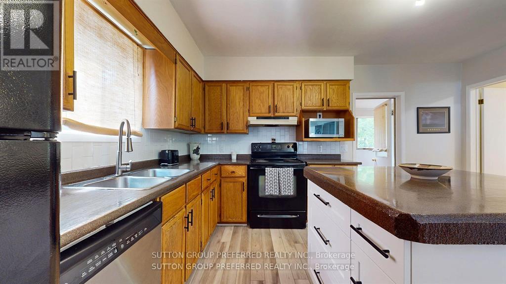 46 Owaissa Street, St. Thomas, Ontario  N5P 1T2 - Photo 30 - X12388733
