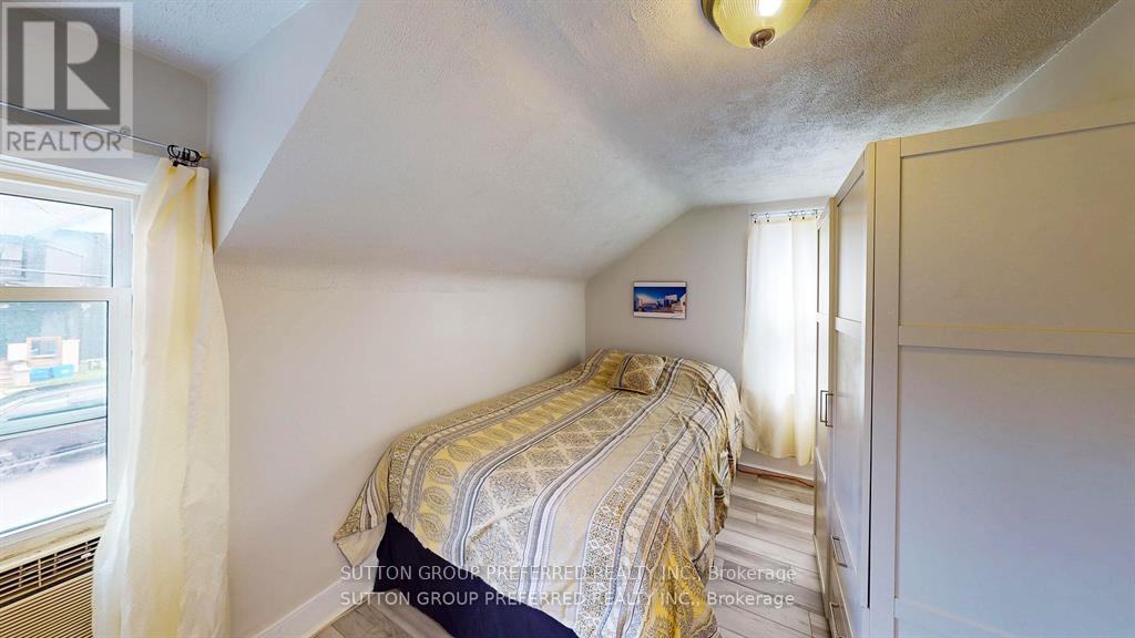 46 Owaissa Street, St. Thomas, Ontario  N5P 1T2 - Photo 36 - X12388733