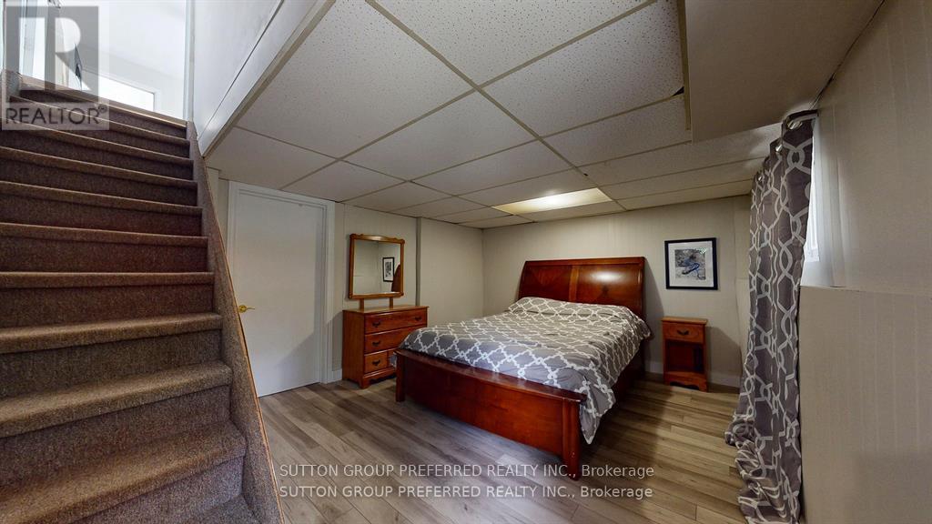 46 Owaissa Street, St. Thomas, Ontario  N5P 1T2 - Photo 40 - X12388733