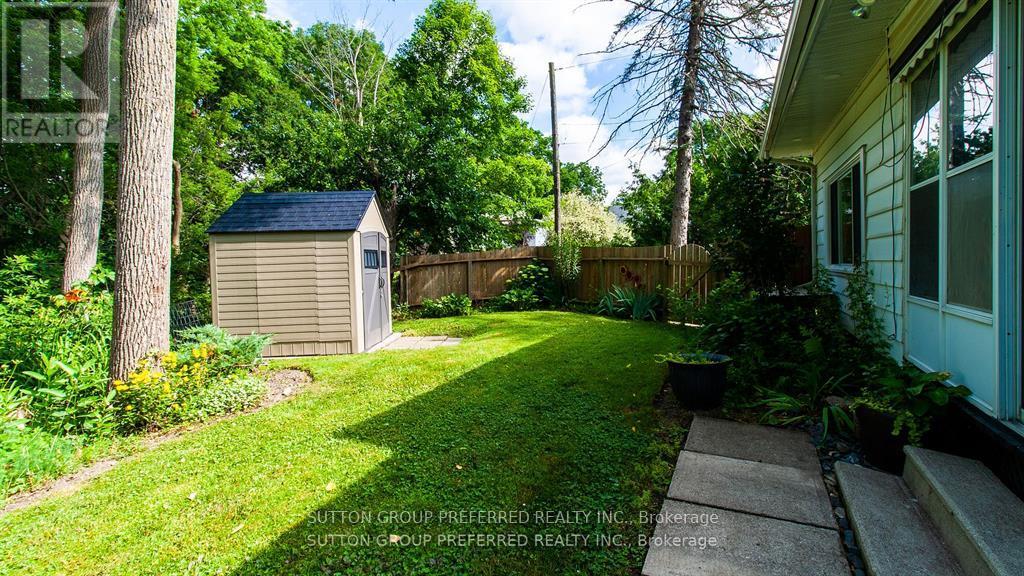 46 Owaissa Street, St. Thomas, Ontario  N5P 1T2 - Photo 6 - X12388733