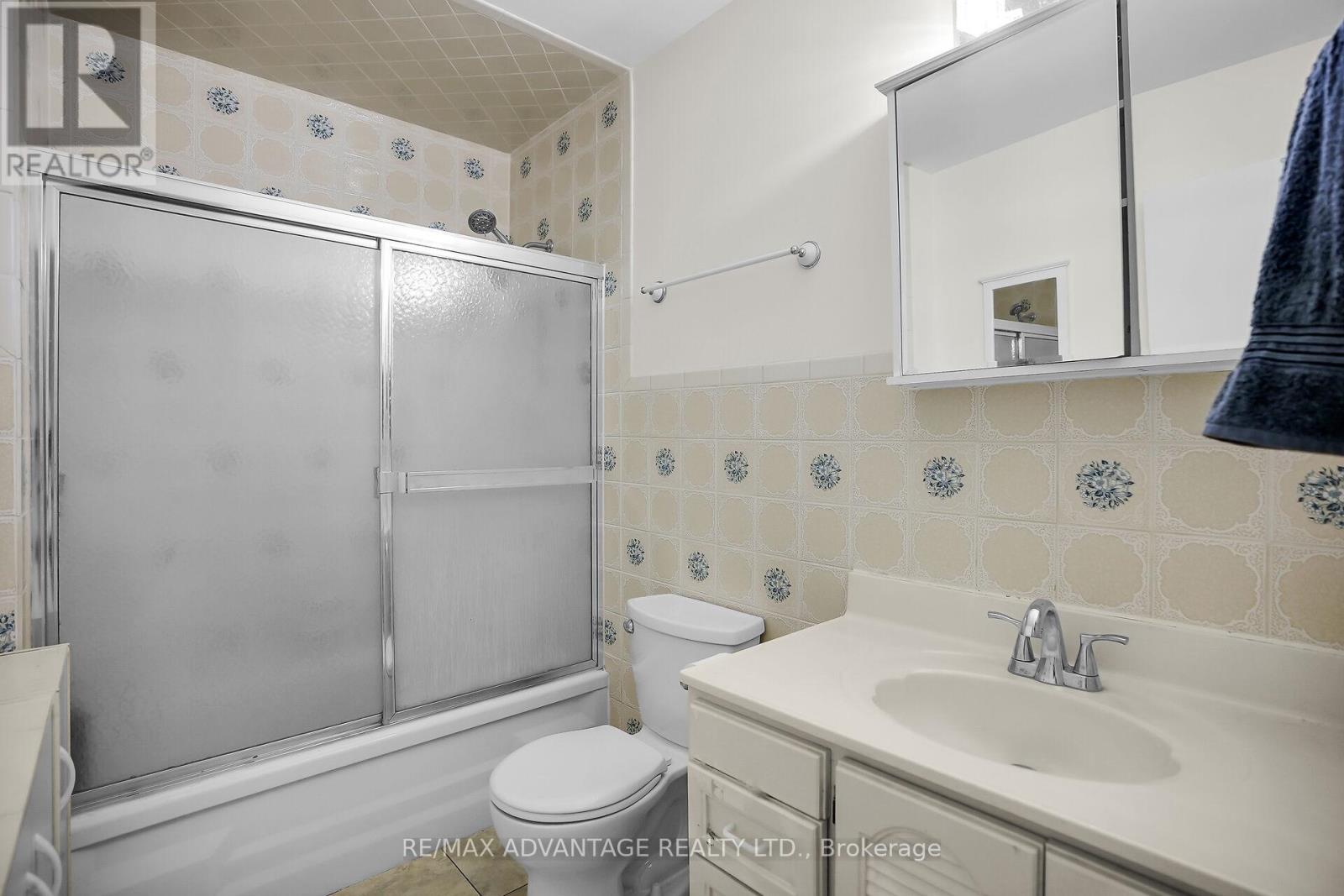 60 - 634 Wonderland Road S, London South, Ontario  N6K 1L8 - Photo 19 - X12388796