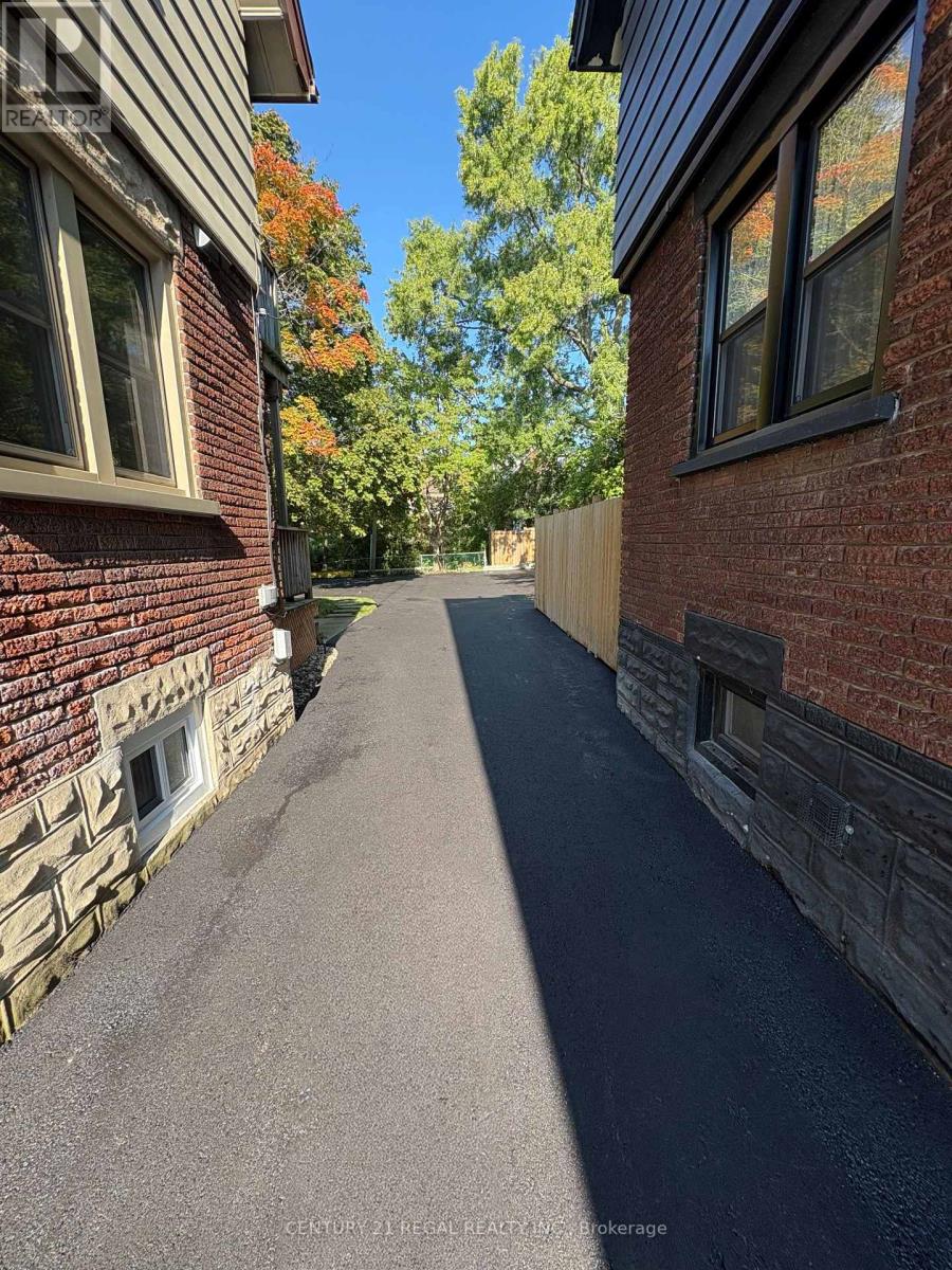 14 Stirling Avenue N, Kitchener, Ontario  N2H 3G5 - Photo 36 - X12358192