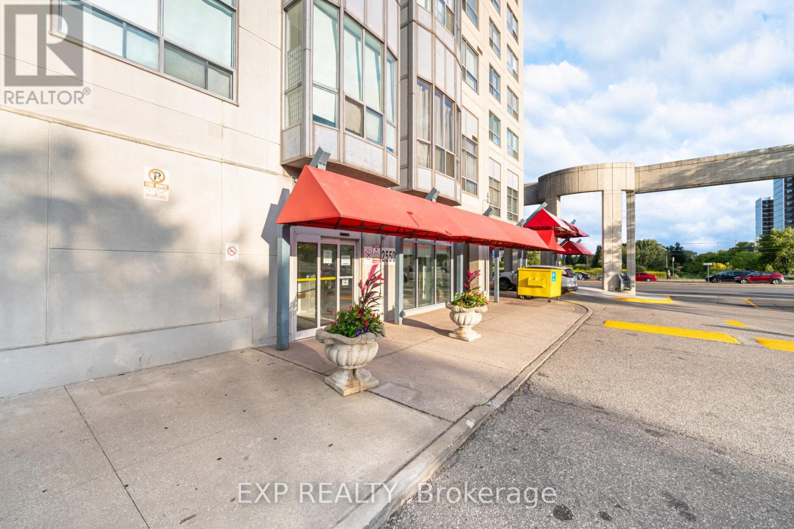 1202 - 2550 Lawrence Avenue E, Toronto, Ontario  M1P 2R7 - Photo 28 - E12388250