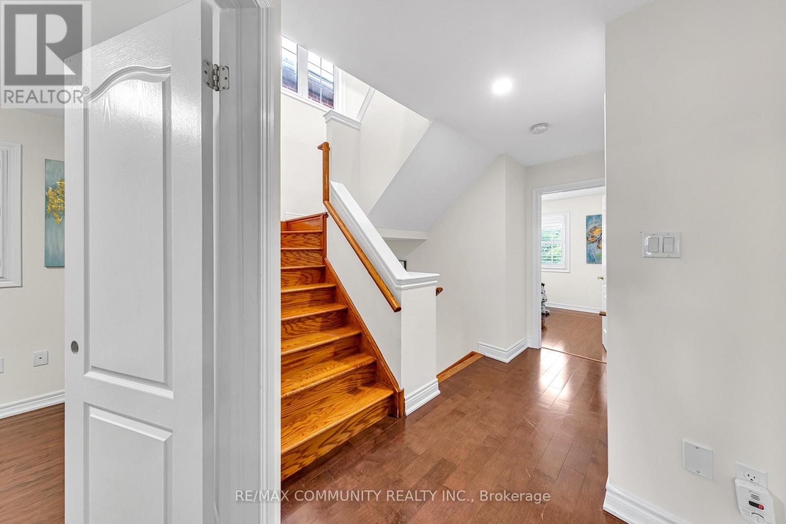 17 Rouge Bank Drive, Markham, Ontario  L6B 1A8 - Photo 17 - N12365410