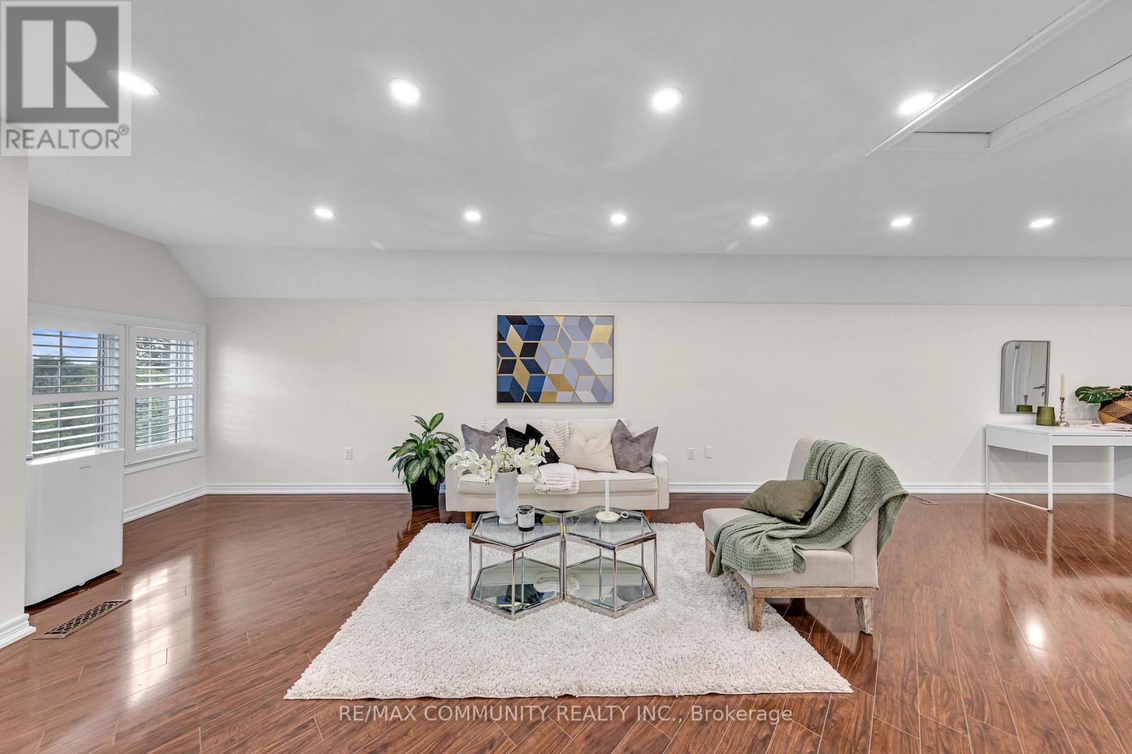 17 Rouge Bank Drive, Markham, Ontario  L6B 1A8 - Photo 28 - N12365410