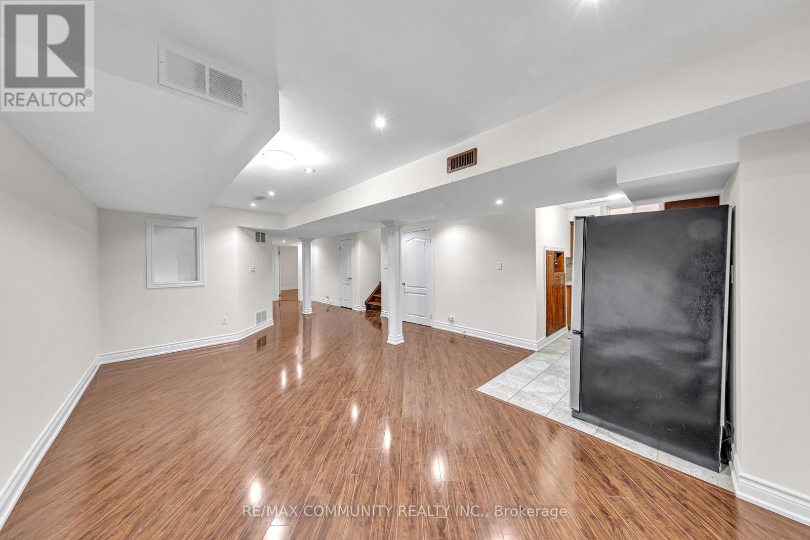 17 Rouge Bank Drive, Markham, Ontario  L6B 1A8 - Photo 39 - N12365410