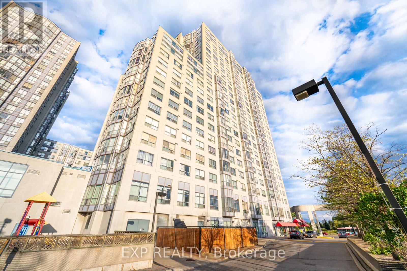 1202 - 2550 Lawrence Avenue E, Toronto, Ontario  M1P 2R7 - Photo 29 - E12388250
