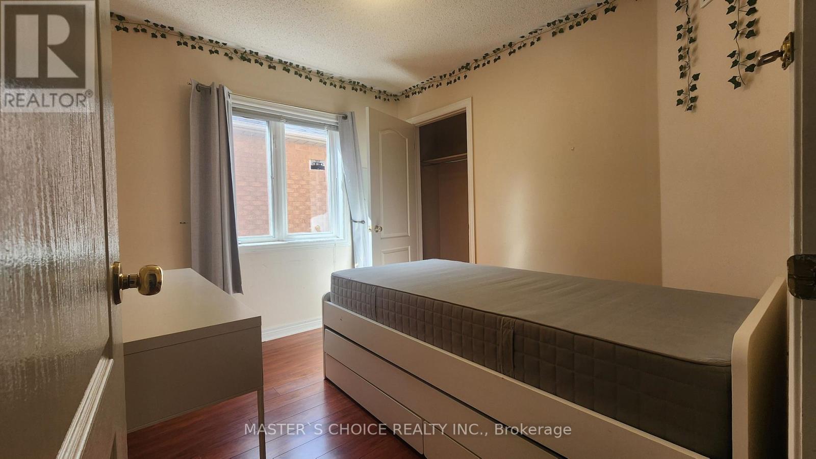 24 Golden Oak Avenue, Richmond Hill, Ontario  L4S 1Y6 - Photo 17 - N12385916