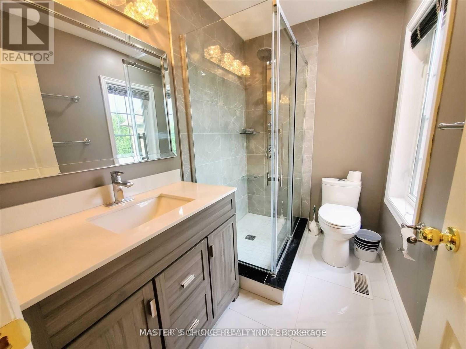 24 Golden Oak Avenue, Richmond Hill, Ontario  L4S 1Y6 - Photo 23 - N12385916