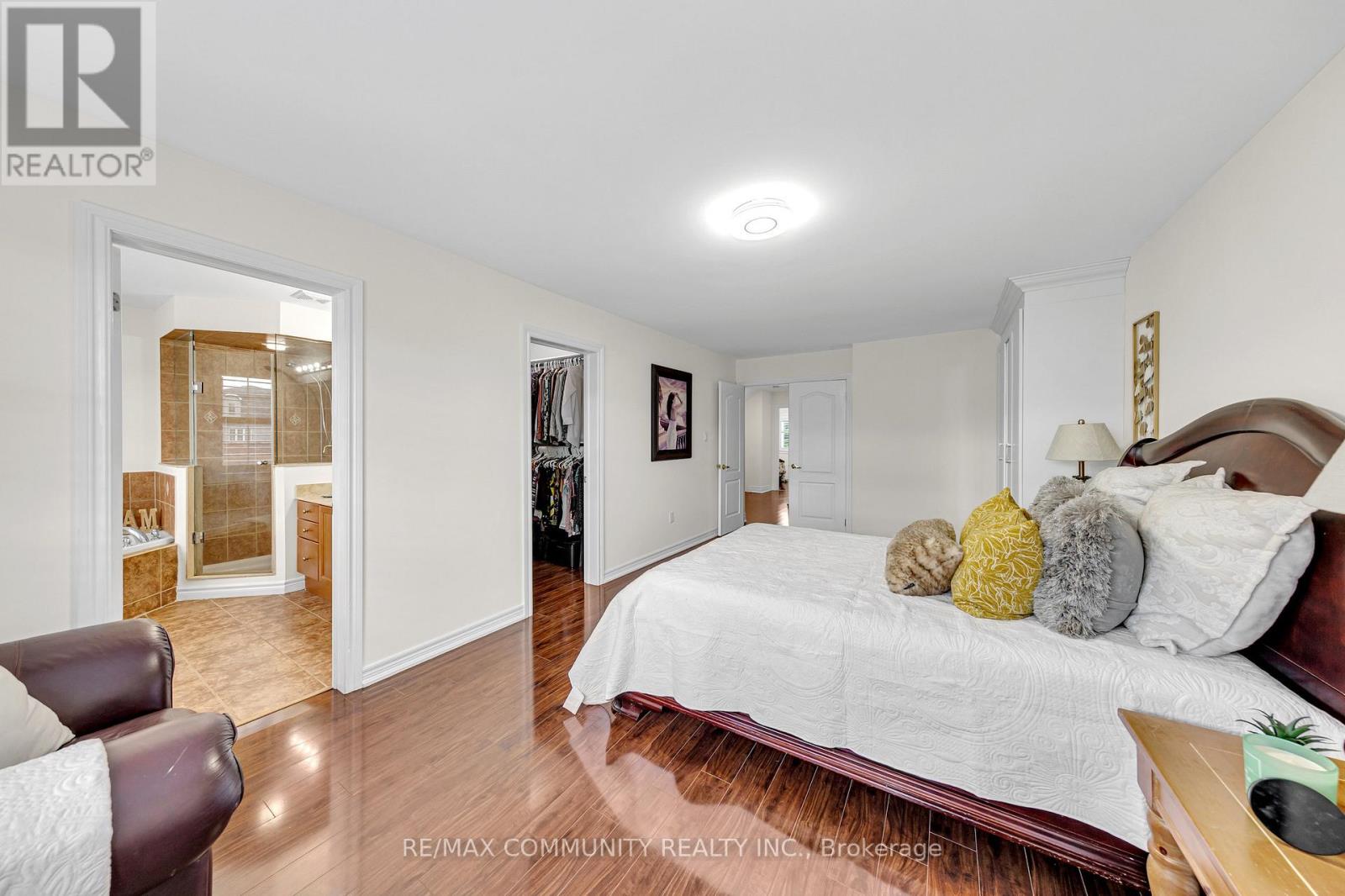 17 Rouge Bank Drive, Markham, Ontario  L6B 1A8 - Photo 19 - N12365410