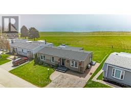 15 BLUFFS ROAD