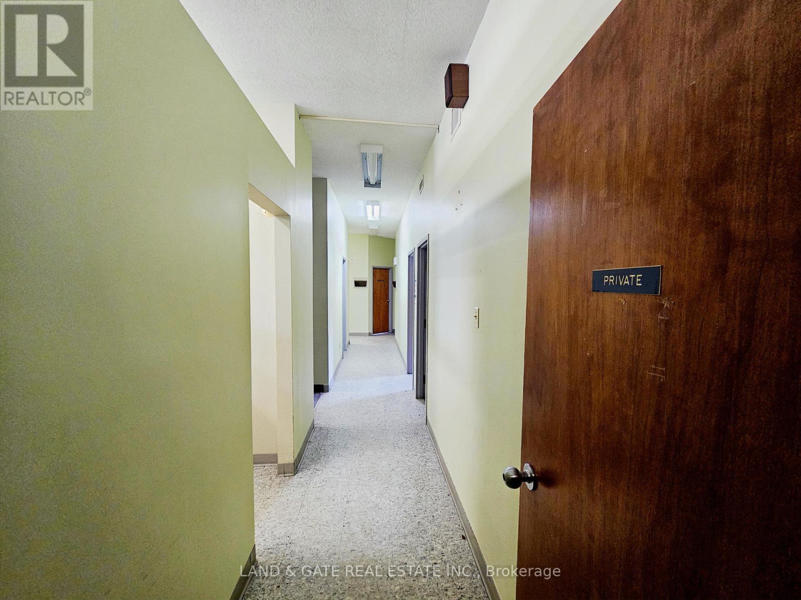 Upper - 205 Francis Street E, Kawartha Lakes, Ontario  K0M 1N0 - Photo 16 - X12388782