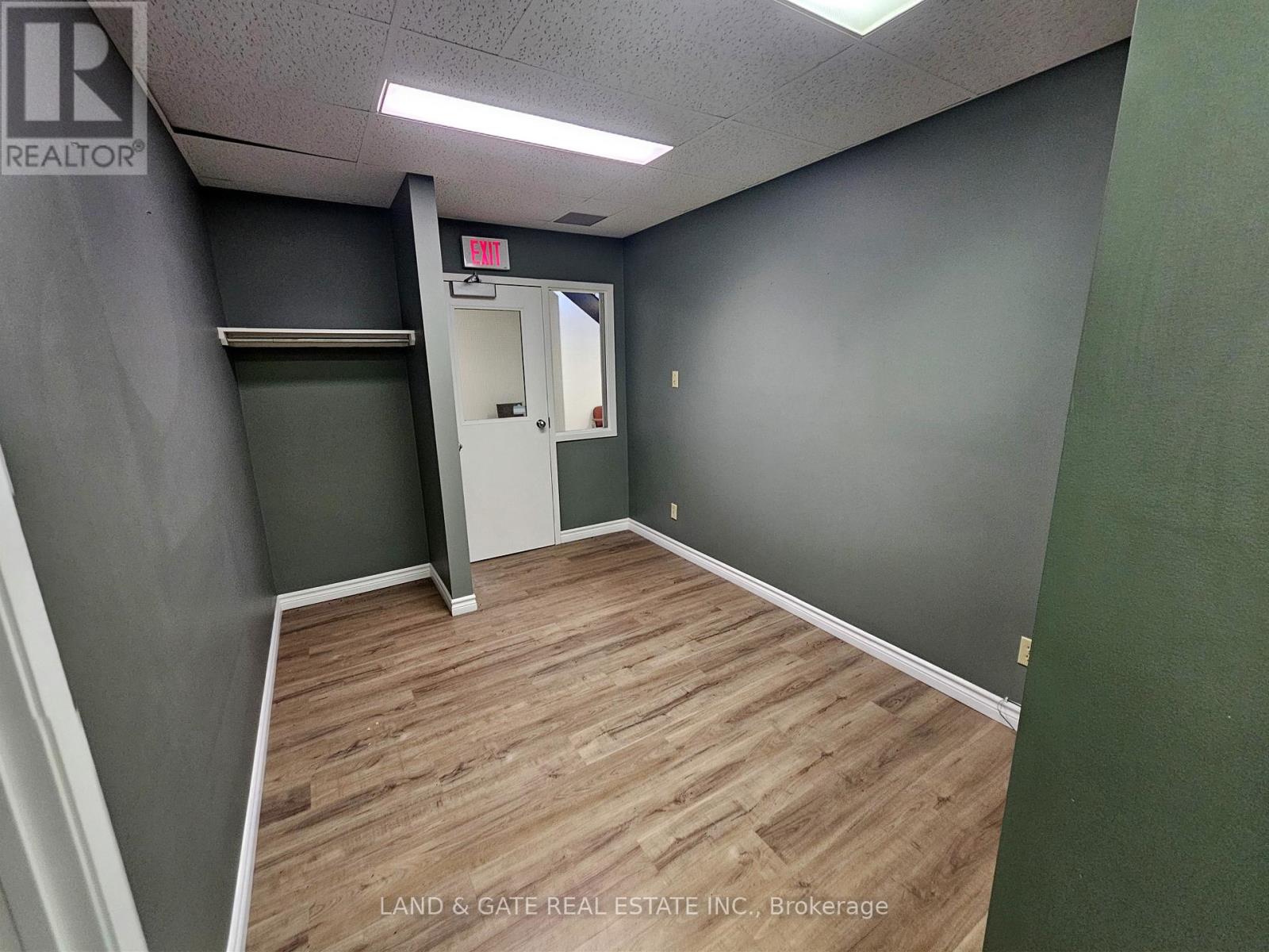 205 Francis Street E, Kawartha Lakes, Ontario  K0M 1N0 - Photo 5 - X12388869