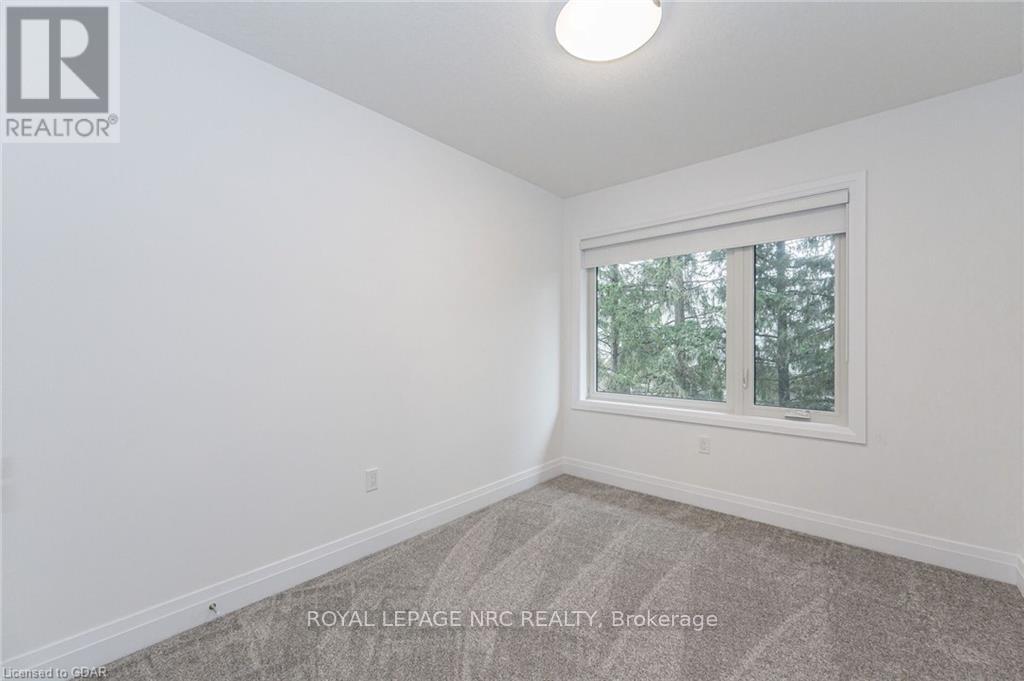 47 Lily Lane, Guelph, Ontario  N1L 1E2 - Photo 18 - X12388843