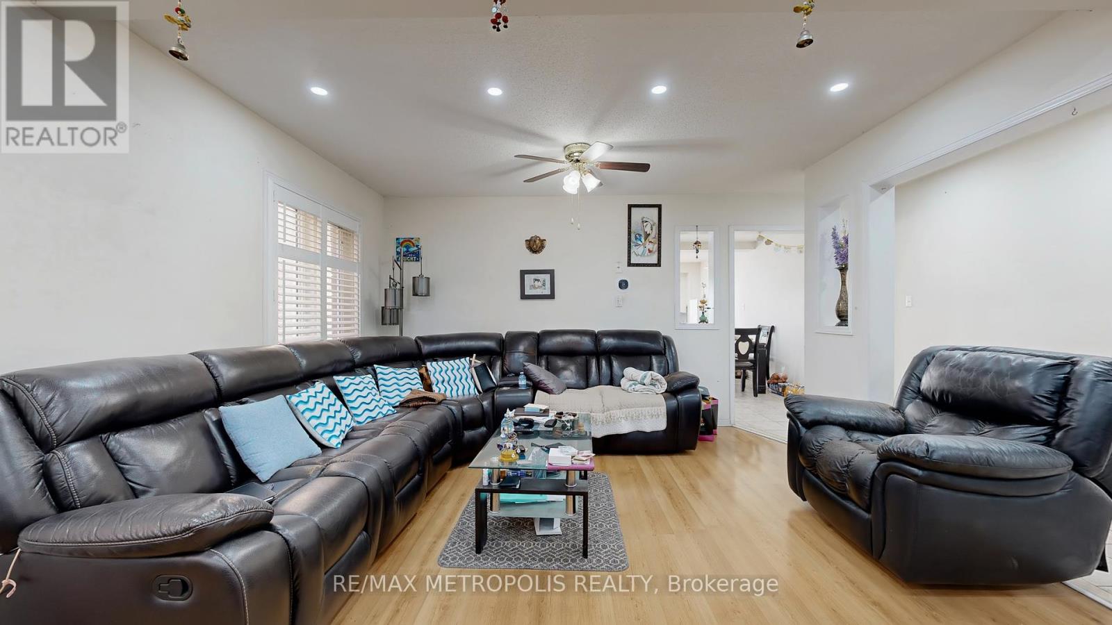 80 Charles Brown Road, Markham, Ontario  L3S 4V4 - Photo 5 - N12388657
