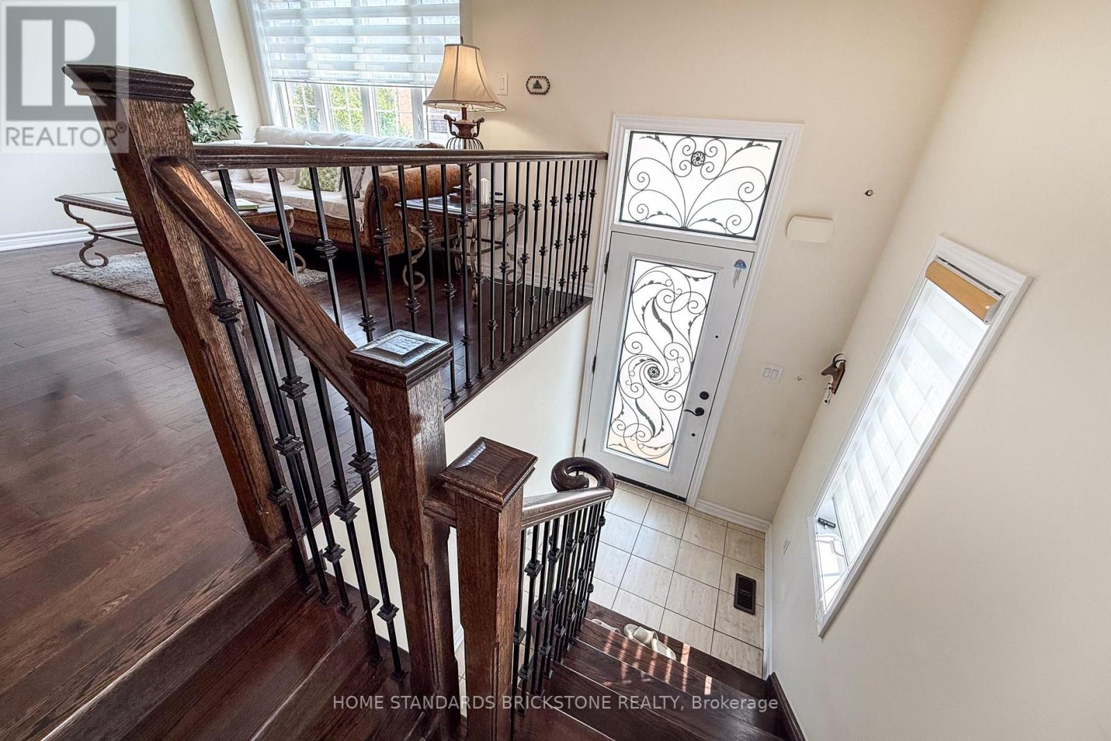28 - 8777 Dufferin Street, Vaughan (Patterson), Ontario  L4J 8W3 - Photo 4 - N12388686