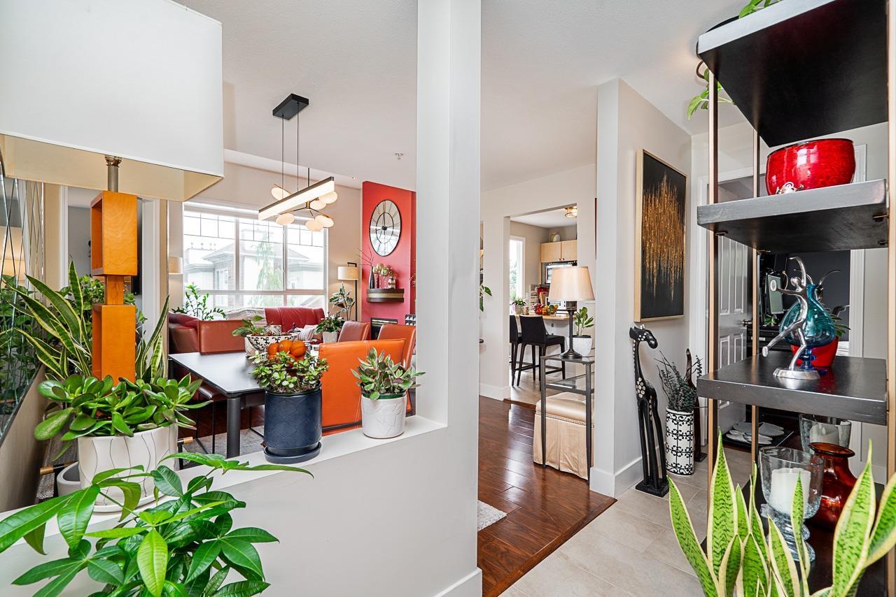 403 10188 155 Street, Surrey, British Columbia  V3R 0R6 - Photo 11 - R3044309