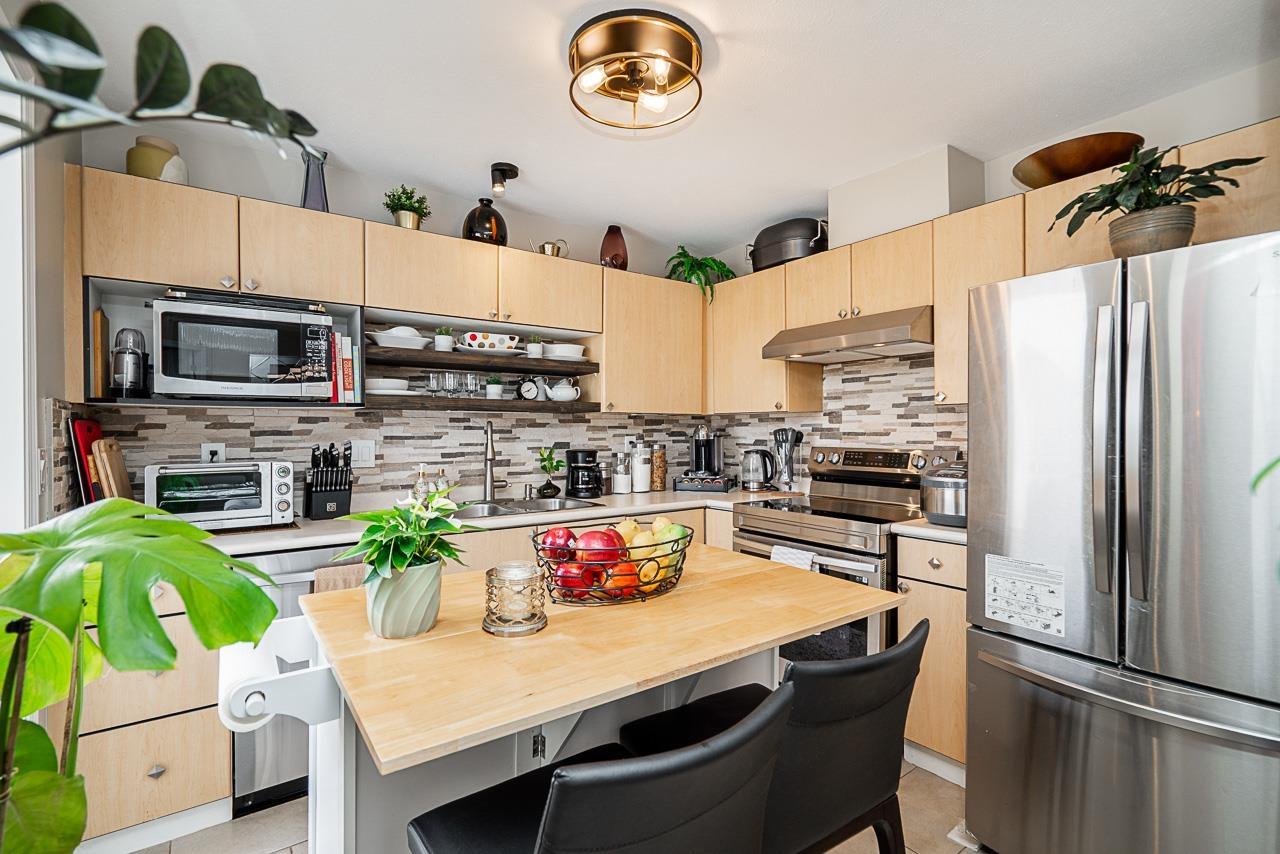 403 10188 155 Street, Surrey, British Columbia  V3R 0R6 - Photo 13 - R3044309