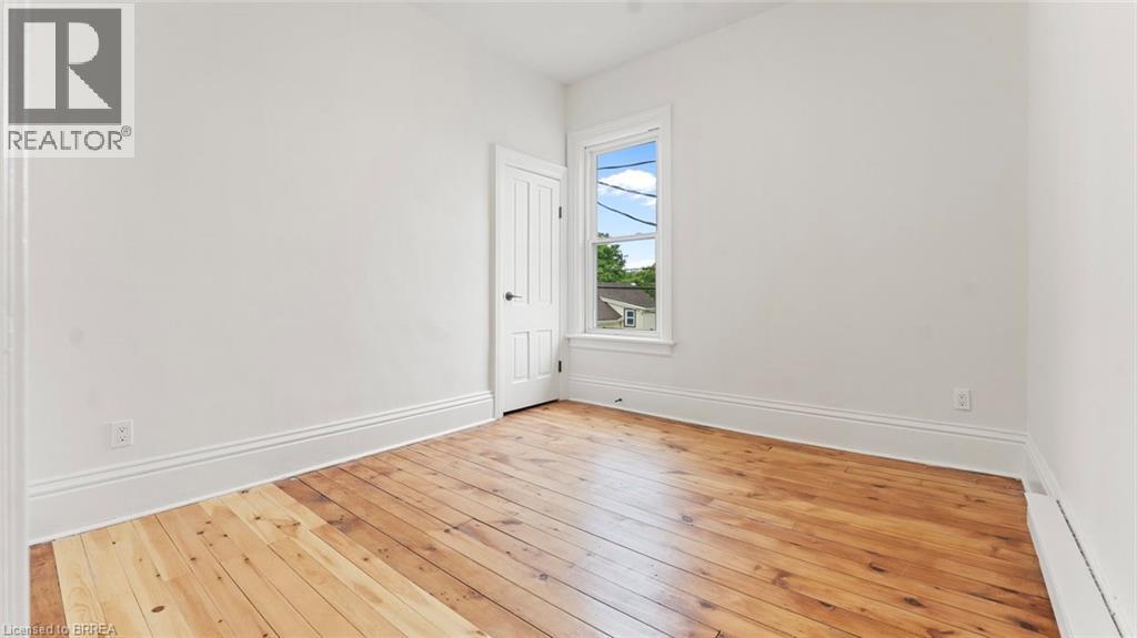 4 St George Street Unit# 2, Brantford, Ontario  N3R 1V1 - Photo 8 - 40767380