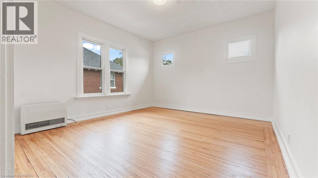 4 St George Street Unit# 2, Brantford, Ontario  N3R 1V1 - Photo 9 - 40767380