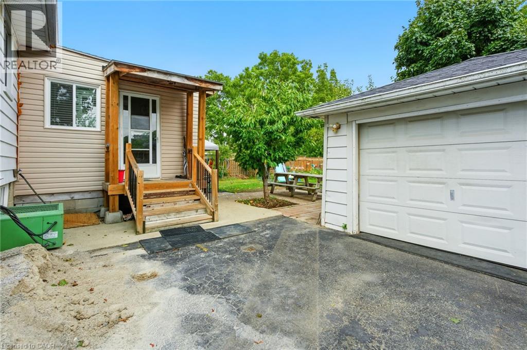 11 James Avenue, Brantford, Ontario  N3S 6Y2 - Photo 23 - 40767017