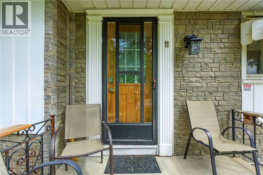 11 James Avenue, Brantford, Ontario  N3S 6Y2 - Photo 3 - 40767017