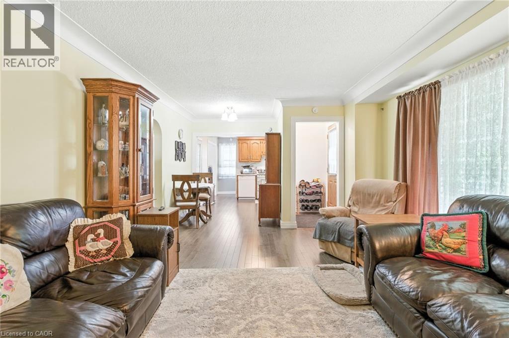 11 James Avenue, Brantford, Ontario  N3S 6Y2 - Photo 5 - 40767017