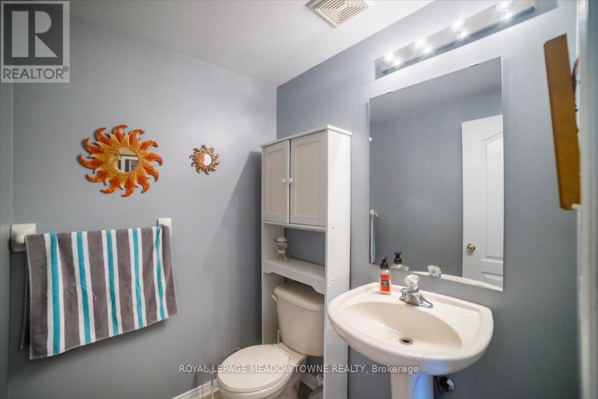 13 Albright Road, Brampton (Fletcher's Creek Village), Ontario  L6X 5C8 - Photo 16 - W12388635