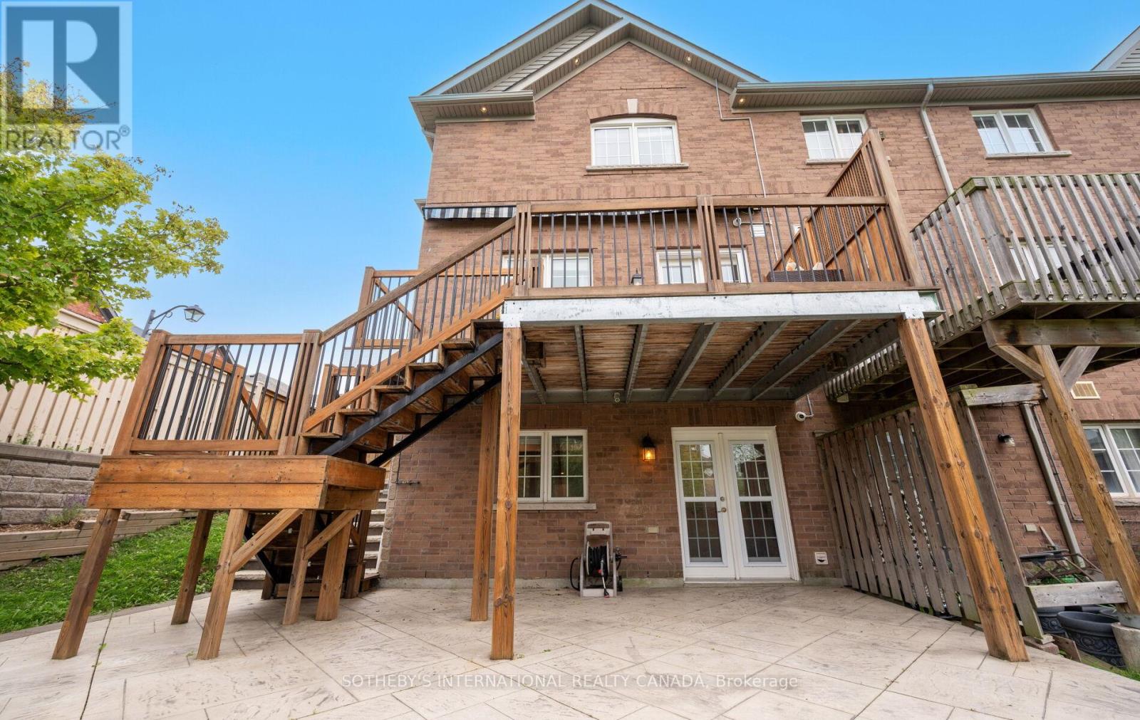 21 - 745 Farmstead Drive, Milton (Wi Willmott), Ontario  L9T 8B1 - Photo 45 - W12388674