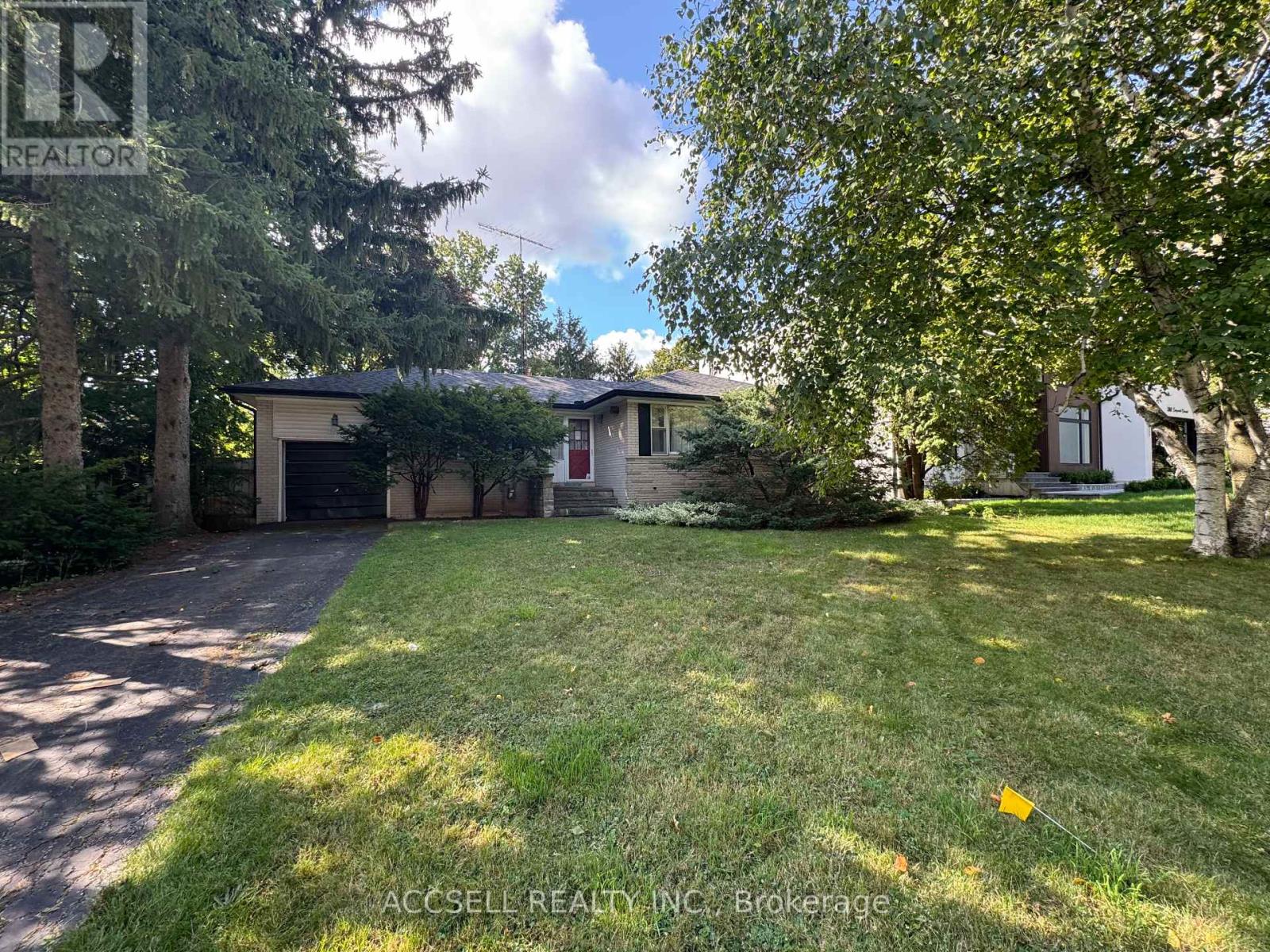 1358 Sedgewick Crescent, Oakville, Ontario  L6L 1X8 - Photo 2 - W12388679