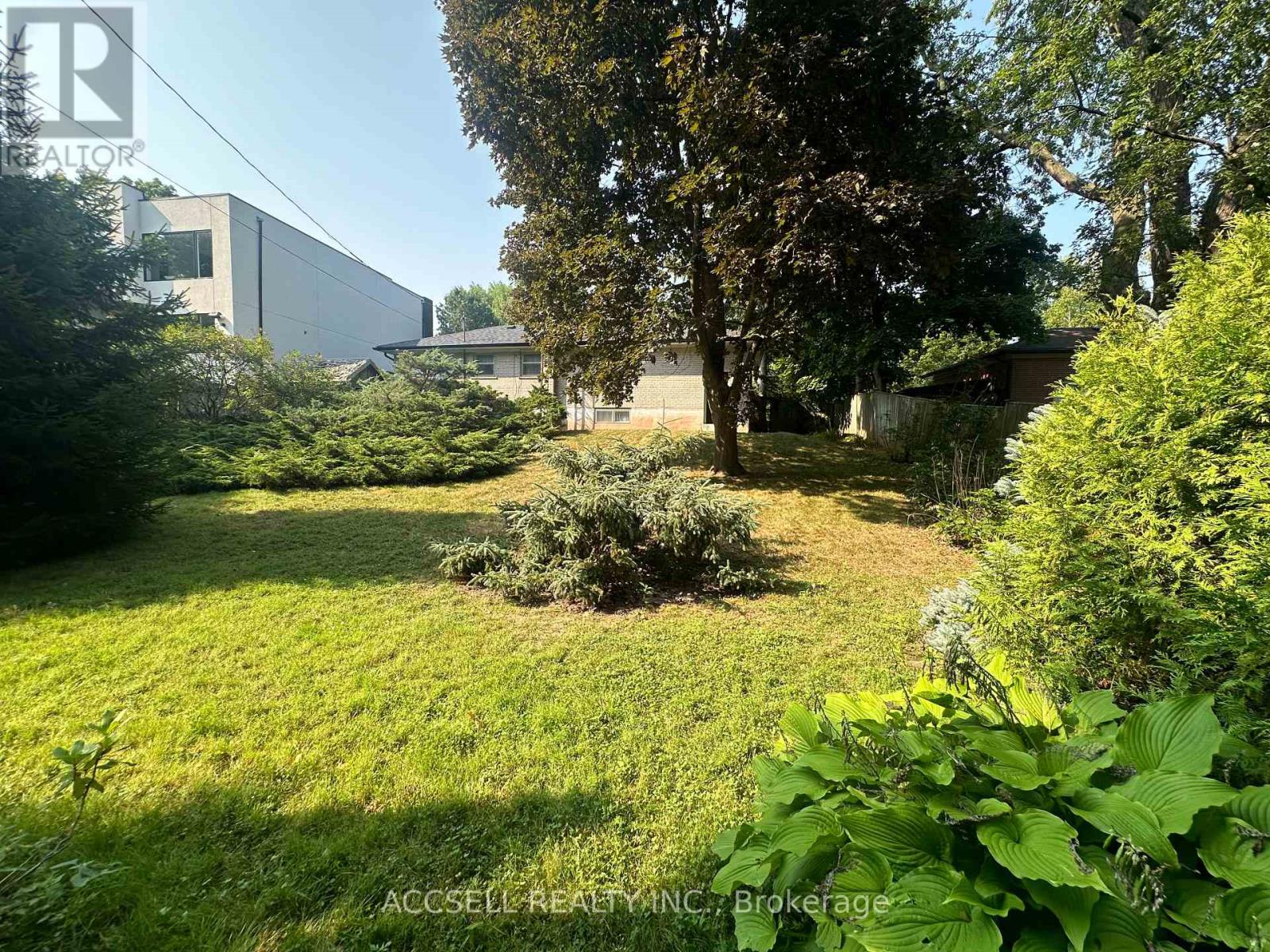 1358 Sedgewick Crescent, Oakville, Ontario  L6L 1X8 - Photo 22 - W12388679