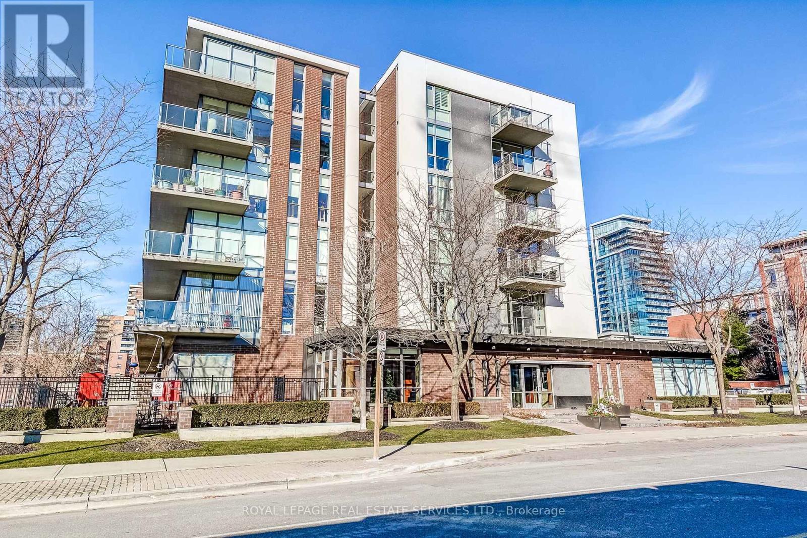 208 - 70 PORT STREET E, Mississauga, Ontario