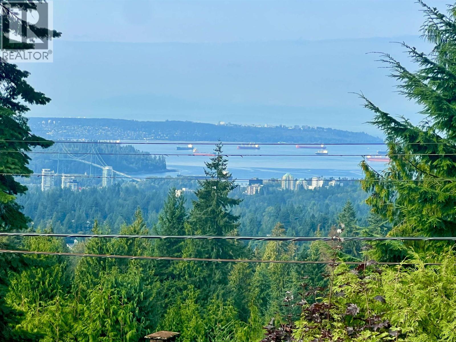 442 Monteray Avenue, North Vancouver, British Columbia  V7N 3G2 - Photo 5 - R3044026