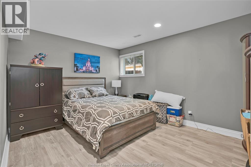 555 Superior Street, Lasalle, Ontario  N9J 3Z5 - Photo 24 - 25022673