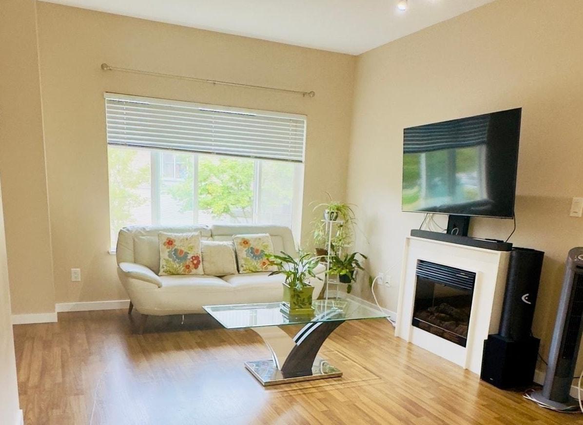 191 18701 66 Avenue, Surrey, British Columbia  V3S 4P3 - Photo 2 - R3043671