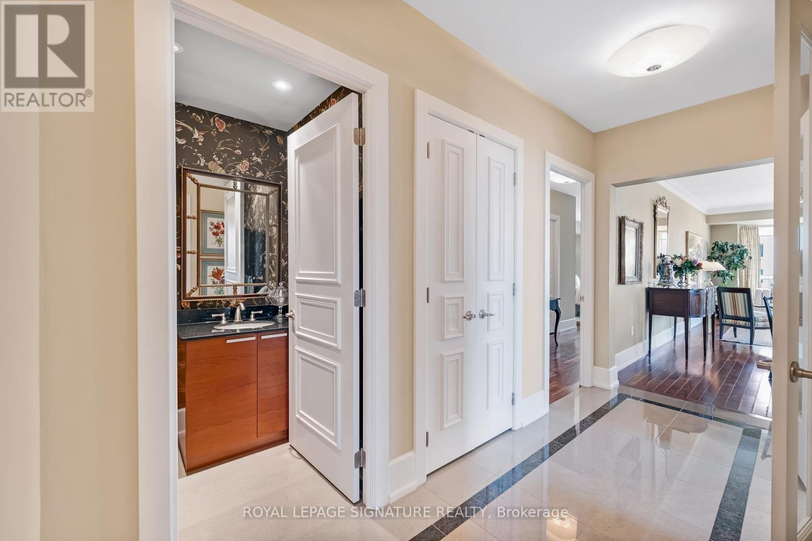 1704 - 662 Sheppard Avenue E, Toronto, Ontario  M2K 3E6 - Photo 16 - C12388761