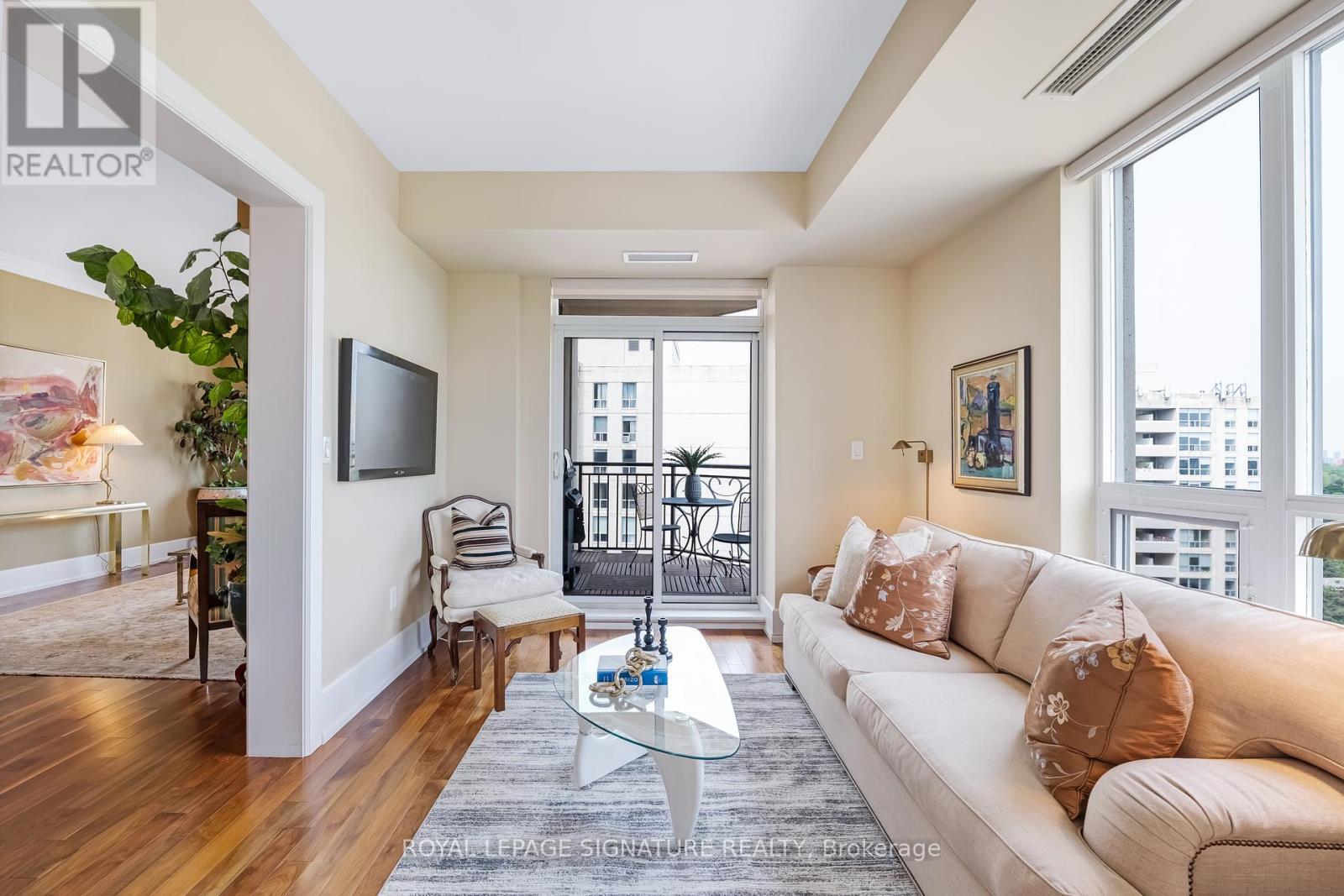 1704 - 662 Sheppard Avenue E, Toronto, Ontario  M2K 3E6 - Photo 9 - C12388761