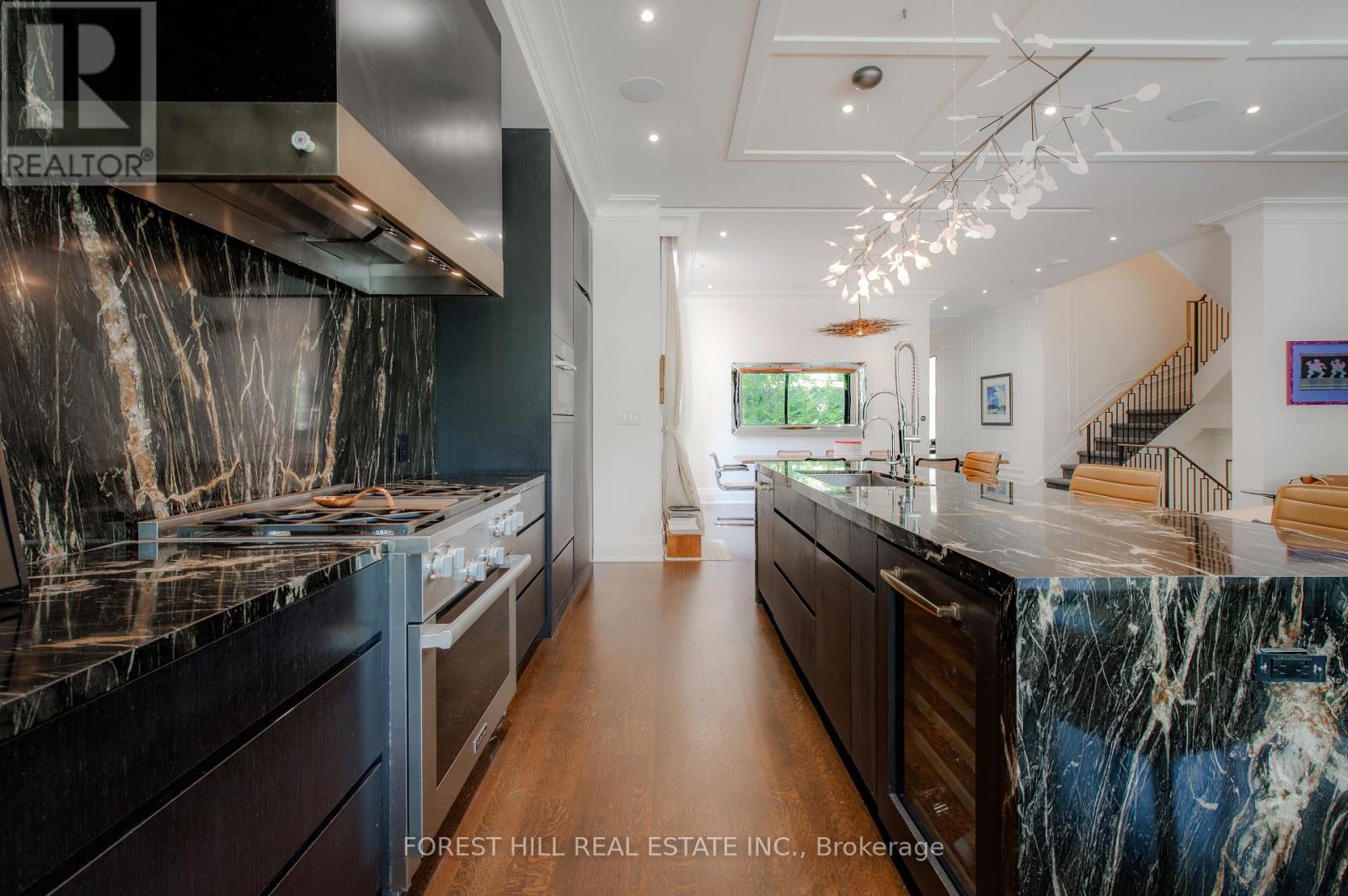 176 Balmoral Avenue, Toronto (Annex), Ontario  M4V 1J6 - Photo 17 - C12388889