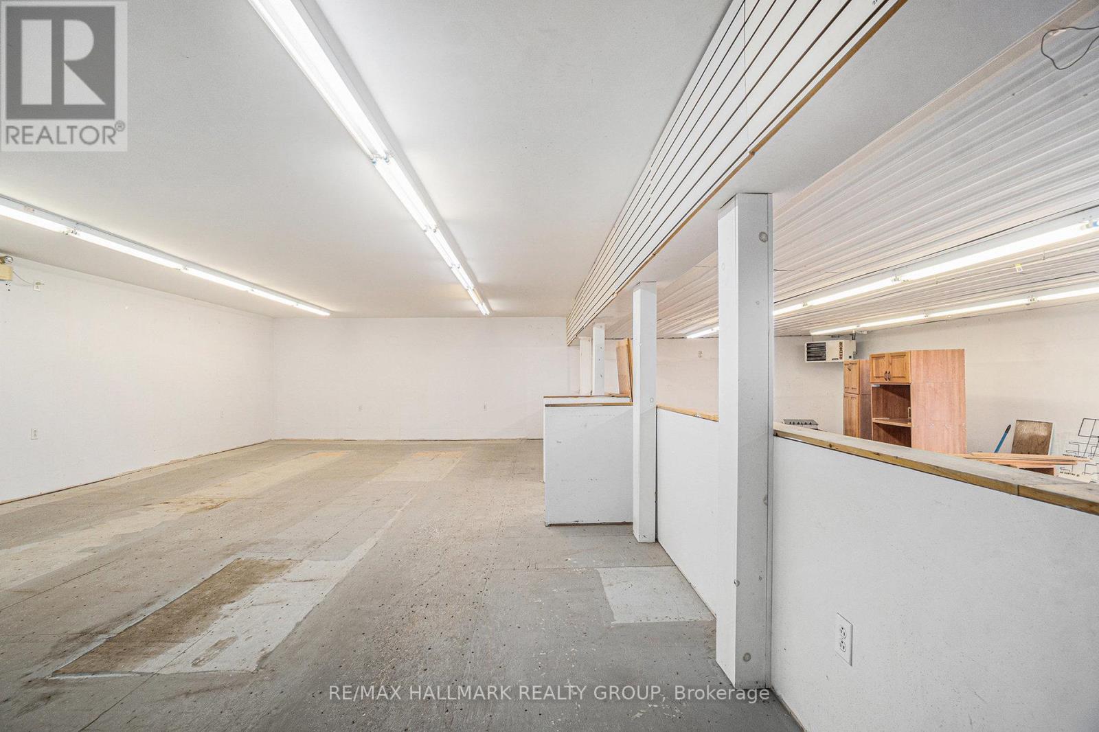 33 King Street, North Dundas, Ontario  K0C 1H0 - Photo 12 - X12388917