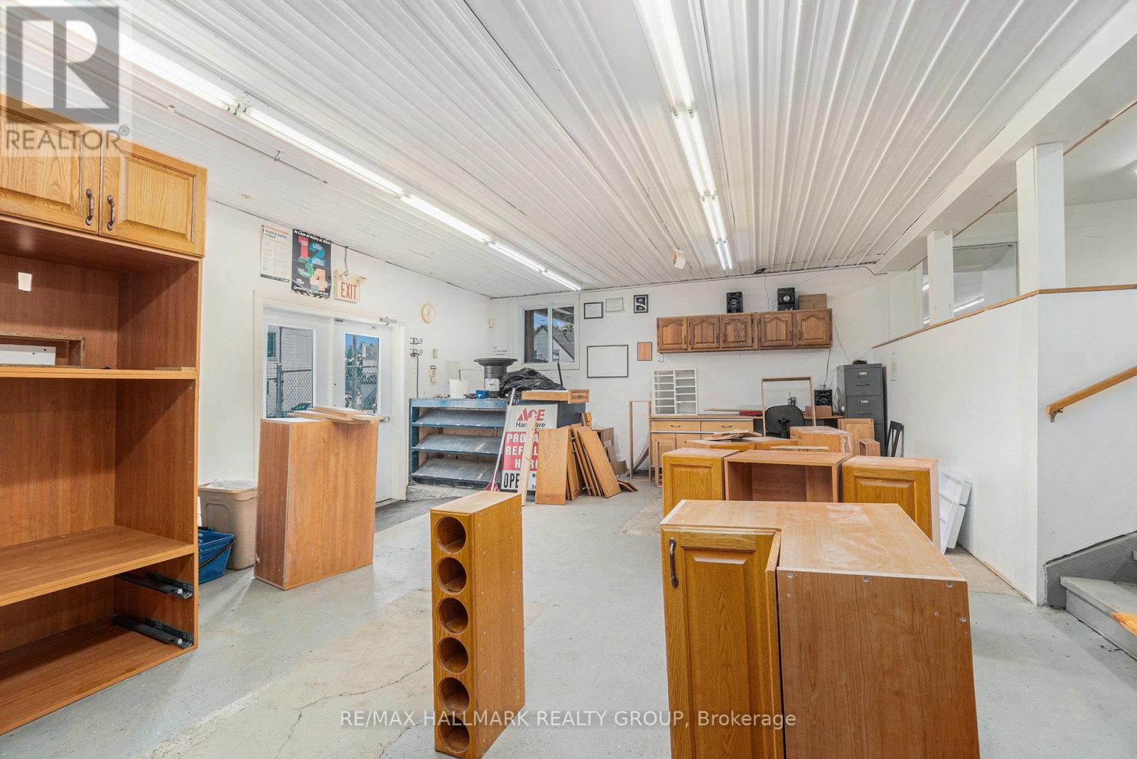 33 King Street, North Dundas, Ontario  K0C 1H0 - Photo 13 - X12388917